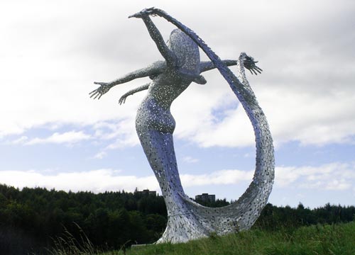 Arria - Sculpture overlooking the M80 at Cumbernauld